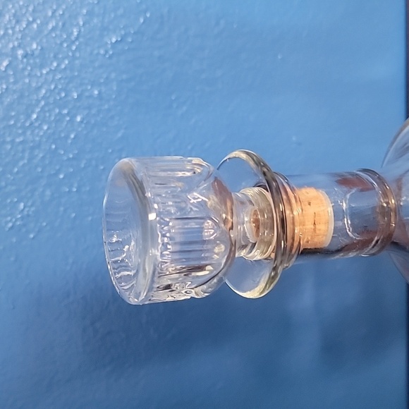 Vintage Glass Decanter - Picture 4 of 5